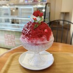 パティスリーカラク - 苺と薔薇