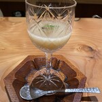 日々の料理 - 新水ナシと生姜のコンポート、生胡椒、ホーリーバジル添え