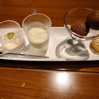 中国料理 「王朝」 ヒルトン東京 - 