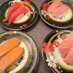 にぎりの徳兵衛 - 陸上養殖サーモン　赤身　中トロ　大トロ