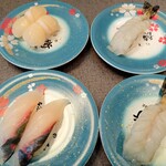 にぎりの徳兵衛 - しまあじ　ホタテ　車海老