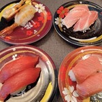 にぎりの徳兵衛 - 本鮪赤身　ぼたん海老　大トロ　中トロ