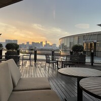 グリロジー バー＆グリル - 