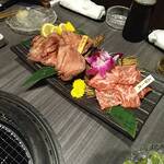 Private rooms Yakiniku Nakama Ya - 