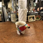 パンとワインと三弥 - なかなか特徴的なカップです