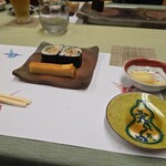 鮨 難波 - サラダ巻きと玉子焼　生姜がおいしかった。