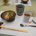 鮨 難波 - 熱いと文句が出るお茶　冷ましてから飲め