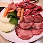 焼肉処 一品一会  花のみち店 - 