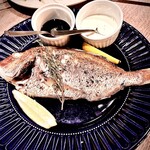 absinthe org. Salad & Grill - 