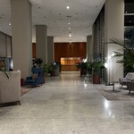 TORPEDO RESTAURANT & CAFE - リストランテ側からレセプションを見る