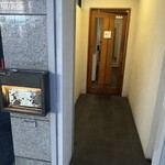 鶏一途 - 外観　入り口