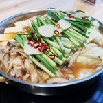 博多もつ鍋 西新初喜 - もつ鍋(味噌)