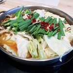 博多もつ鍋 西新初喜 - もつ鍋(醤油)