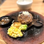 馬力家 - 料理写真:超ハンバーグ