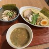 麺 ヒキュウ 六甲道店