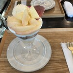 cafe イチフジ - 桃パフェ