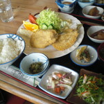 貝殻亭 - あじフライ定食