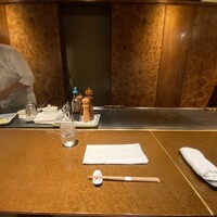 知喜多 横浜西口店 - 鉄板カウンター席