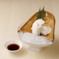 北海道産　義盛豆乳の手造り豆富　出汁醤油で