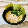横浜家系ラーメン 銀家 札幌宮の森本店