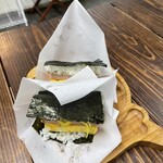 ポーク玉子おにぎり くじら - 