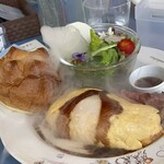 Peter Rabbit Garden Cafe Jiyugaoka