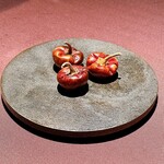 カセント - ニョラ見せてくれた