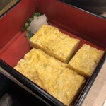 板前バル LIVE FISH MARKET - 自慢の出汁巻き玉子