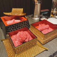 牛牛 西麻布 総本店 - 