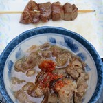 白樺売店 - 飛騨牛串焼きと飛騨牛スジ煮込み