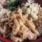 香川・愛媛 せとうち旬彩館 - 煮含めたお揚げさん
