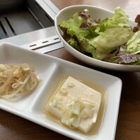 十勝ハーブ牛焼肉 MONMOM - 