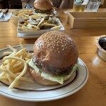 ムースヒルズバーガー - 