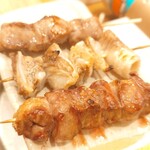 坐もつ焼き いしん 新宿大ガード店 - 