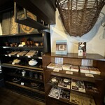 千年鮭 井筒屋 - 工芸品も販売