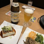 焼肉 煉火亭 - 料理写真:韓国風冷奴、ナムル盛合せ、瓶ビール