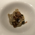 中国飯店 富麗華 - ピータン豆腐の胡麻ソース