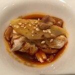 中国飯店 富麗華 - 蒸し鶏の四川ソース