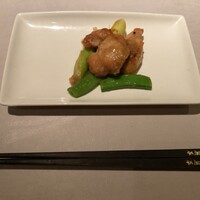 中国飯店 富麗華 - ④鶏肉のえび味噌炒め