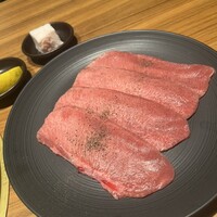 中目黒焼肉 登牛門 - 