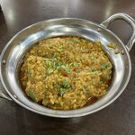 Handi レストラン - ダールマッシュ・ゴーシュト