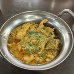 Handi レストラン - チキン・ディルバハール