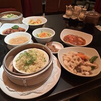 廣東料理 民生 ヒルトンプラザウエスト店 - 