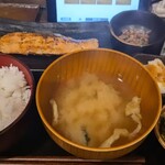 しんぱち食堂 - 銀鮭塩焼き定食