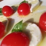 オッジ - 料理写真:カプレーゼ