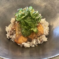 エヴァム・エヴァ・ヤマナシ・アジ - 