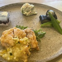 エヴァム・エヴァ・ヤマナシ・アジ - 