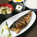 奴 - 一番人気の塩さば定食！脂ののった究極の塩鯖！