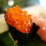 寿し清 - イクラ、風味良し、旨い。（握り中￥1500）