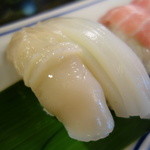 寿し清 - 帆立、烏賊。（握り中）